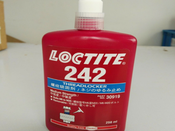 樂(lè)泰loctite242膠水中強(qiáng)度螺紋鎖固劑